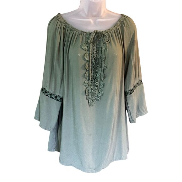 Elegant Green Women's Blouse - Picture 5 of 16